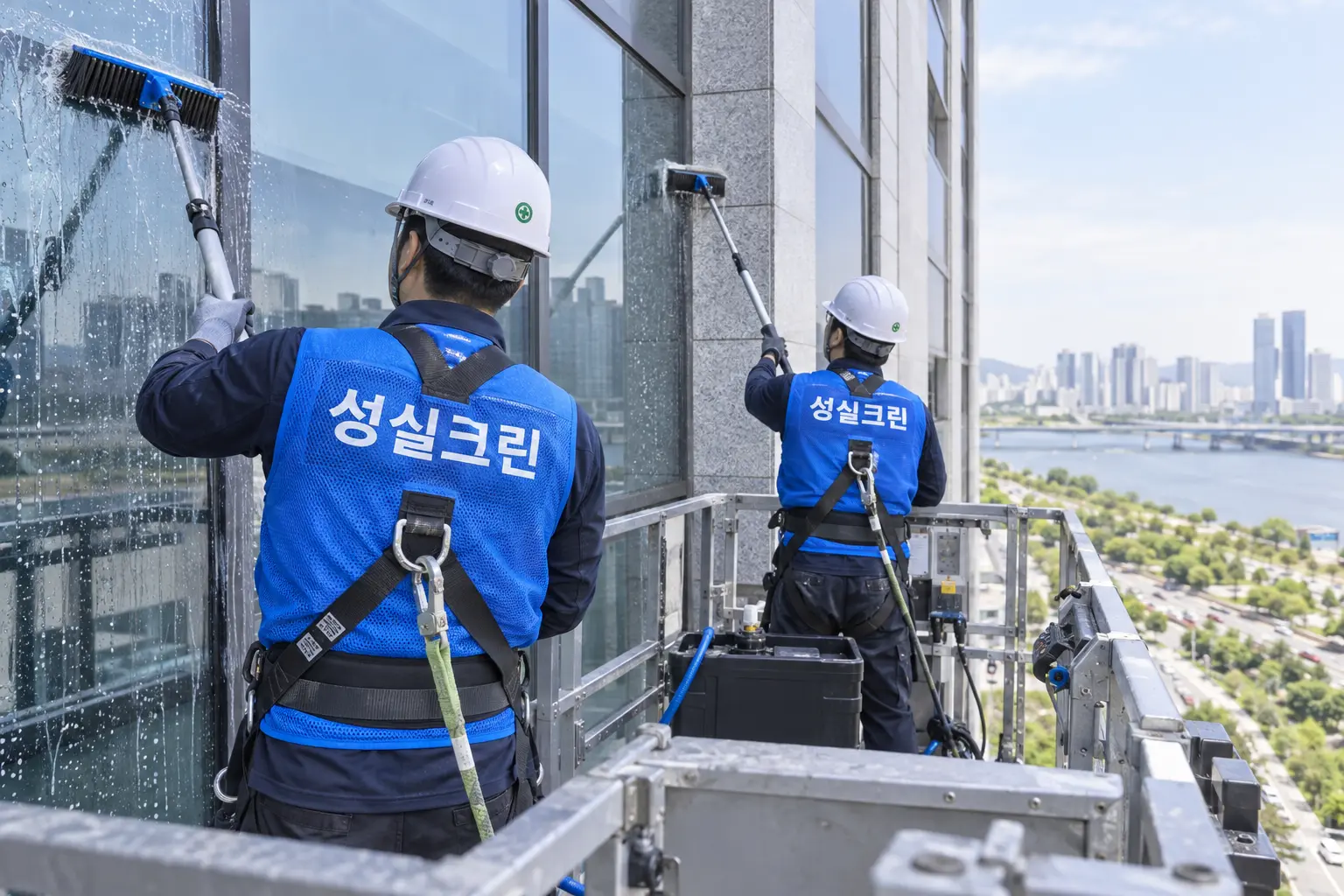 광주 건물유리외벽청소 전문업체 성실크린